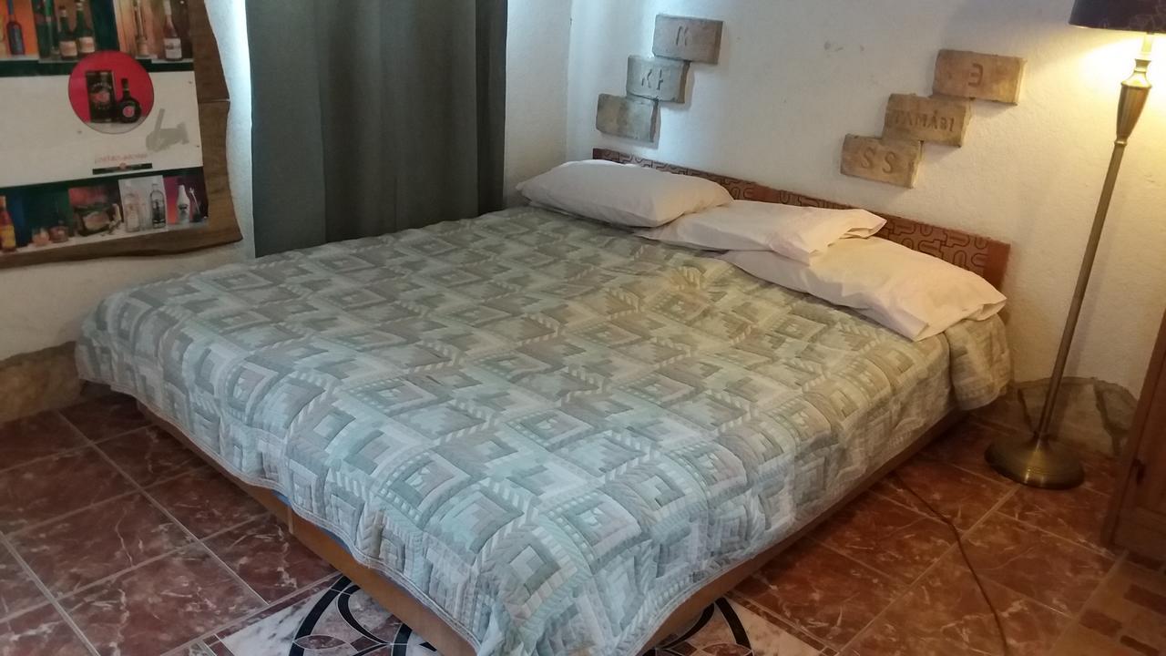 Nicolaj Vendeghaz Es Tanya Hotel Luaran gambar
