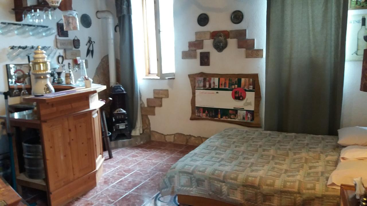 Nicolaj Vendeghaz Es Tanya Hotel Luaran gambar